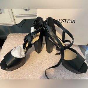 Strapped heeled sandals